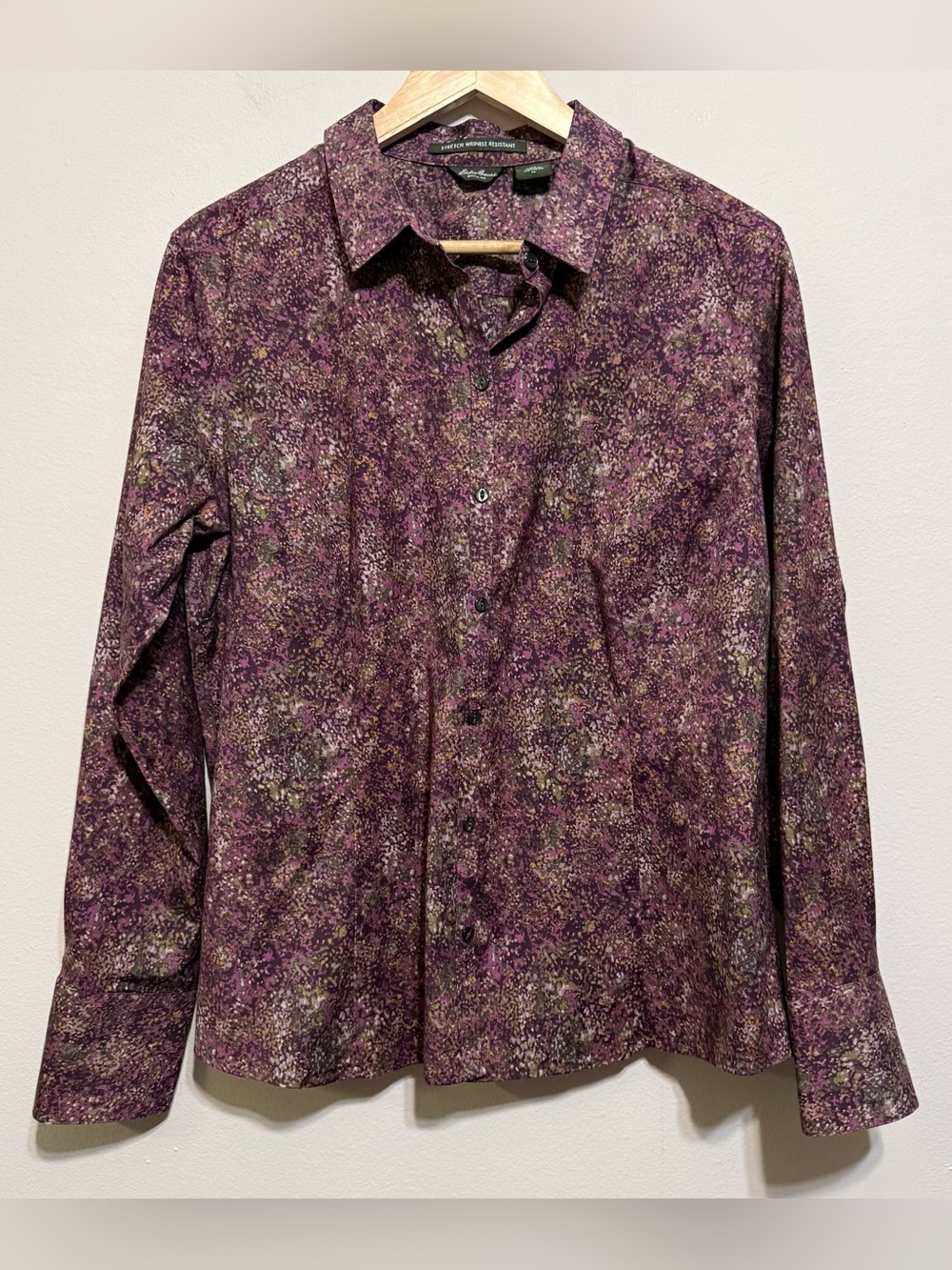 Eddie Bauer Women Wrinkle Resistant Mulberry Button Up Collar Shirt XL like new